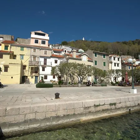 Sanjin Antique * Baska (Krk)